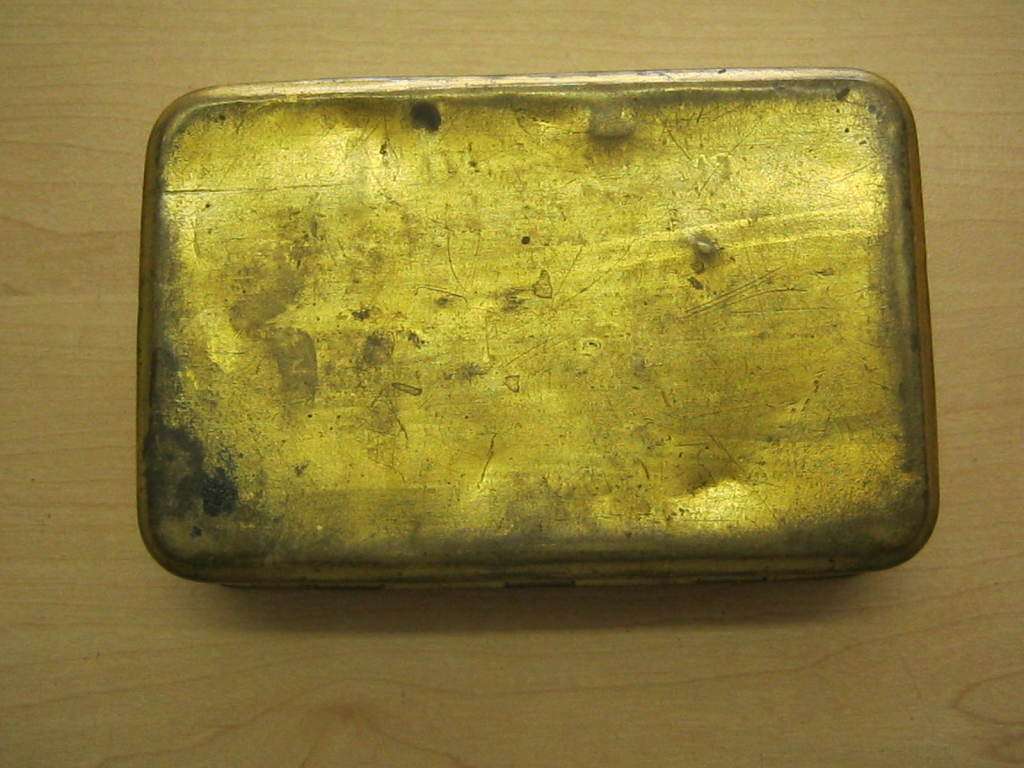 WW 1 brass gift tin.